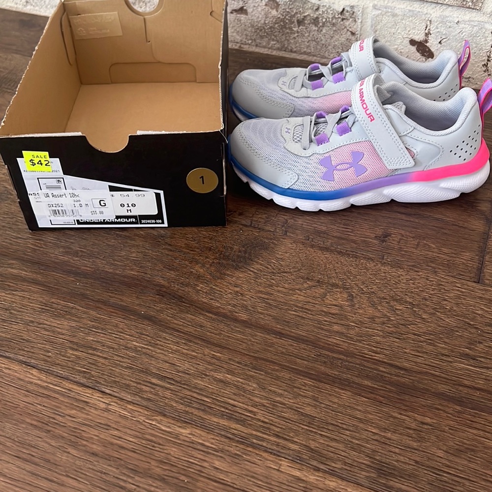 New Under Armor girls shoes